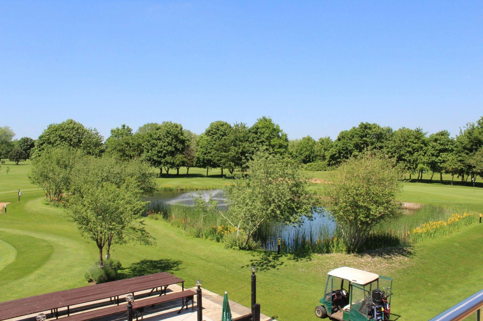 Bicester Hotel, Golf & Spa Экстерьер фото