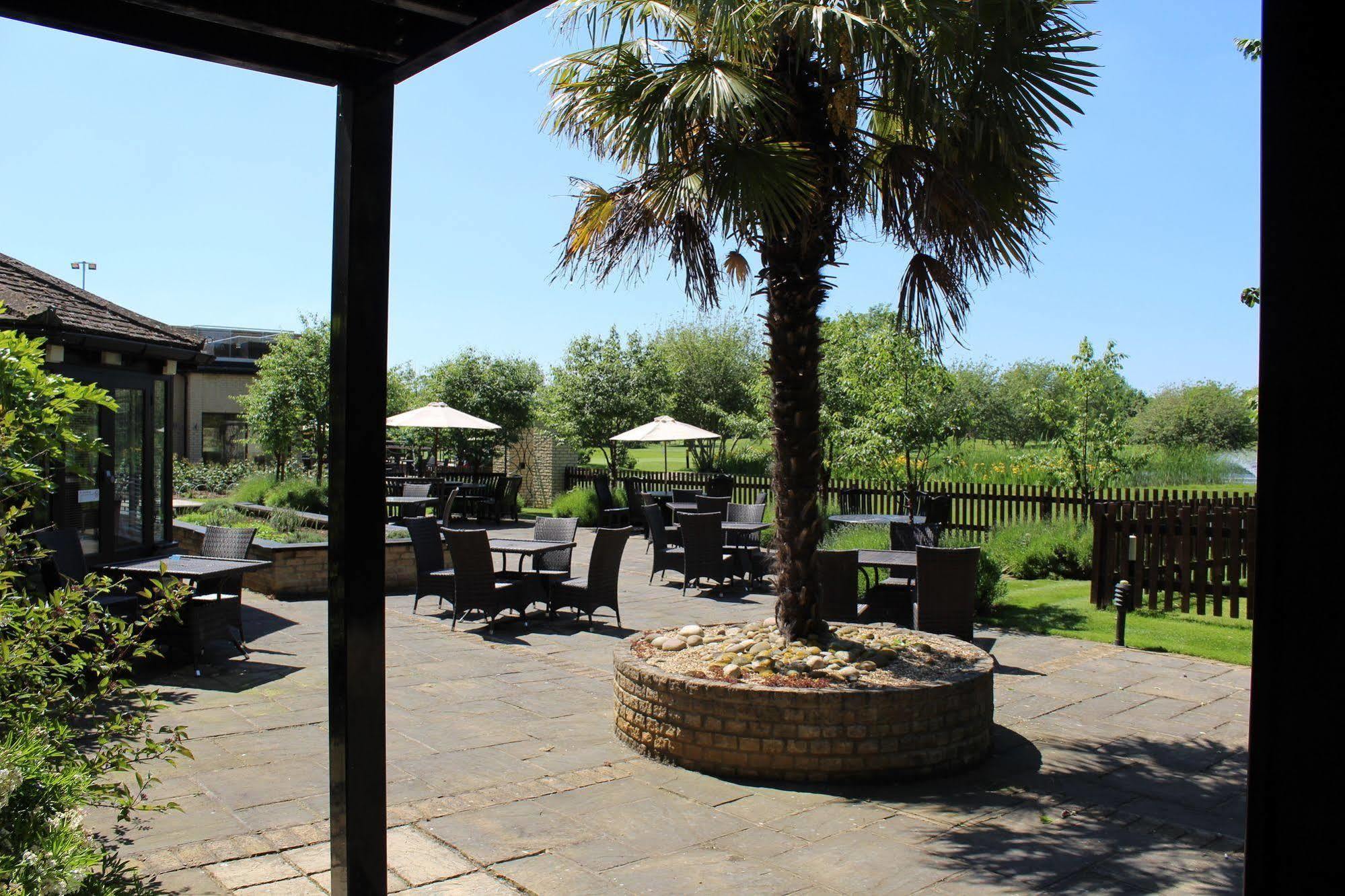 Bicester Hotel, Golf & Spa Экстерьер фото